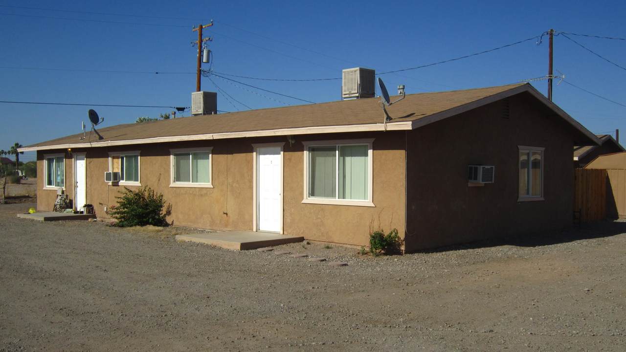 10340 Vernon Avenue - Photo 1