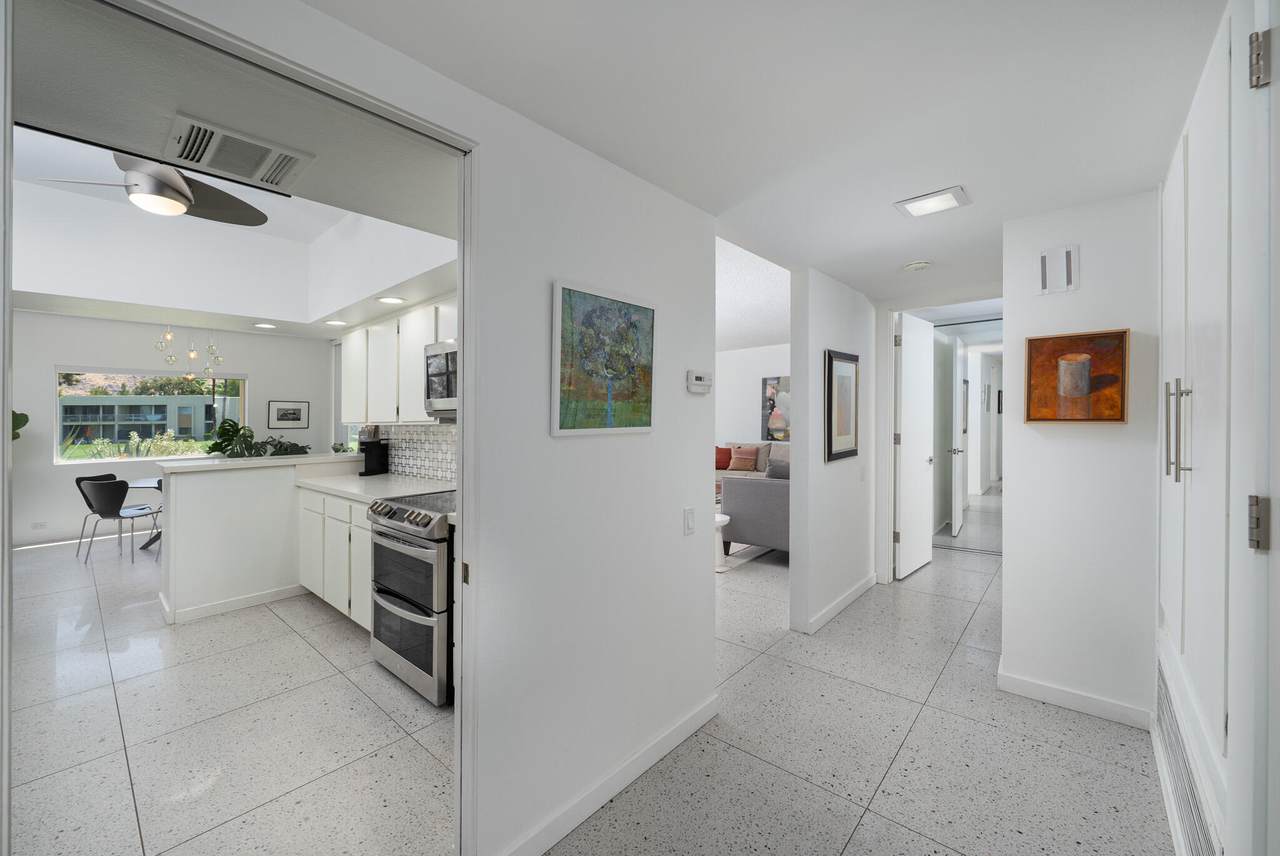 519 Desert Lakes Drive - Photo 1