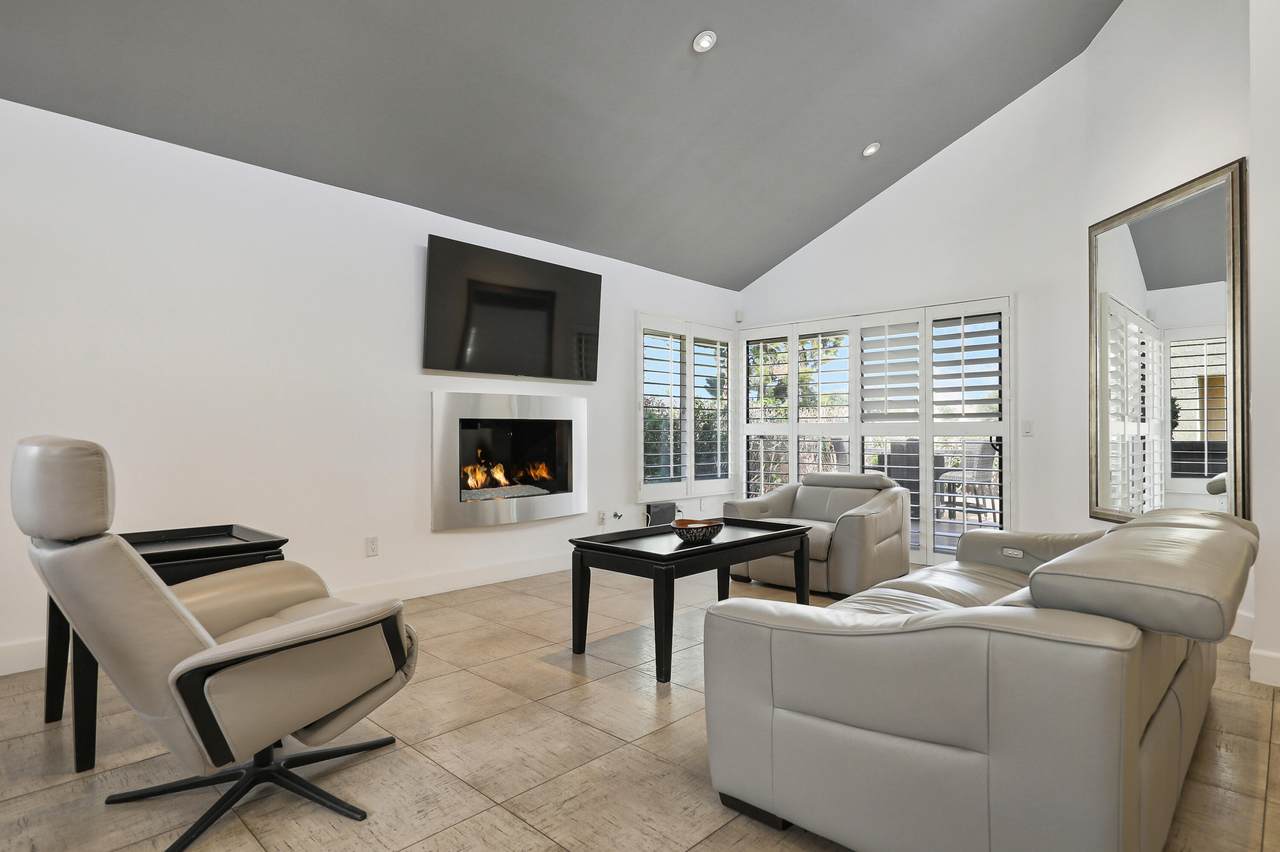 41733 Aventine Court - Photo 1