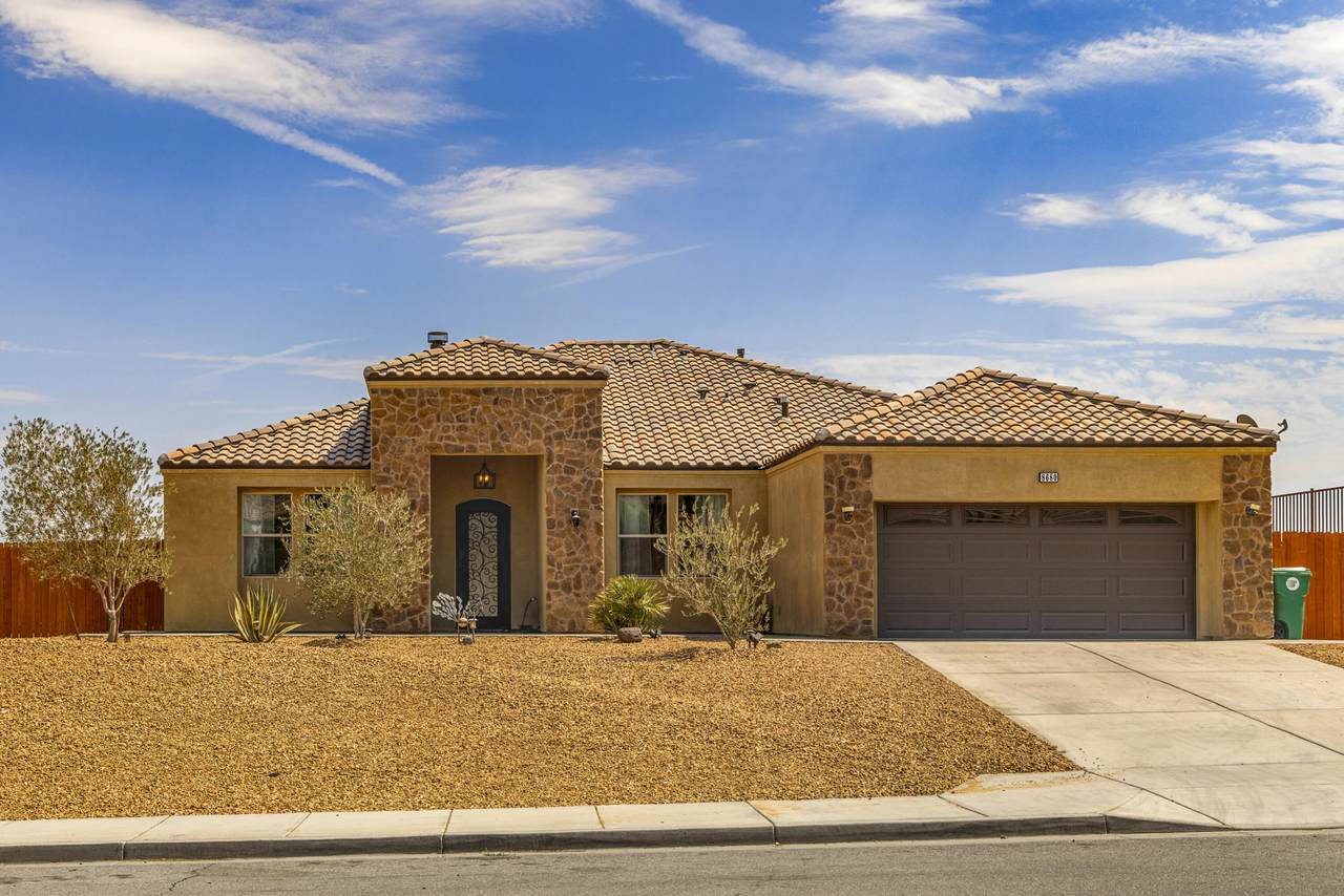 8680 Monument View Drive - Photo 1