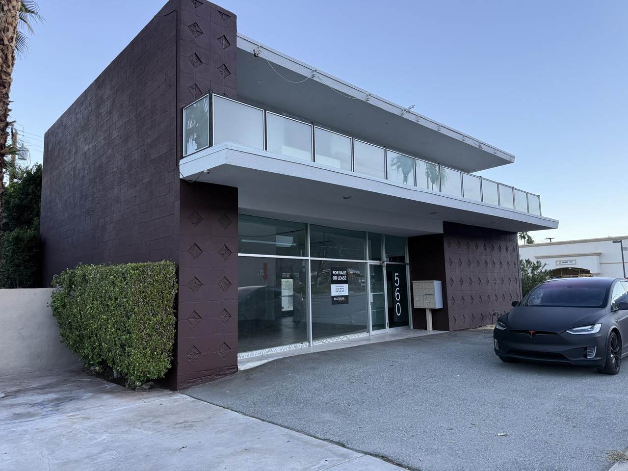 560 Indian Canyon Drive - Photo 1