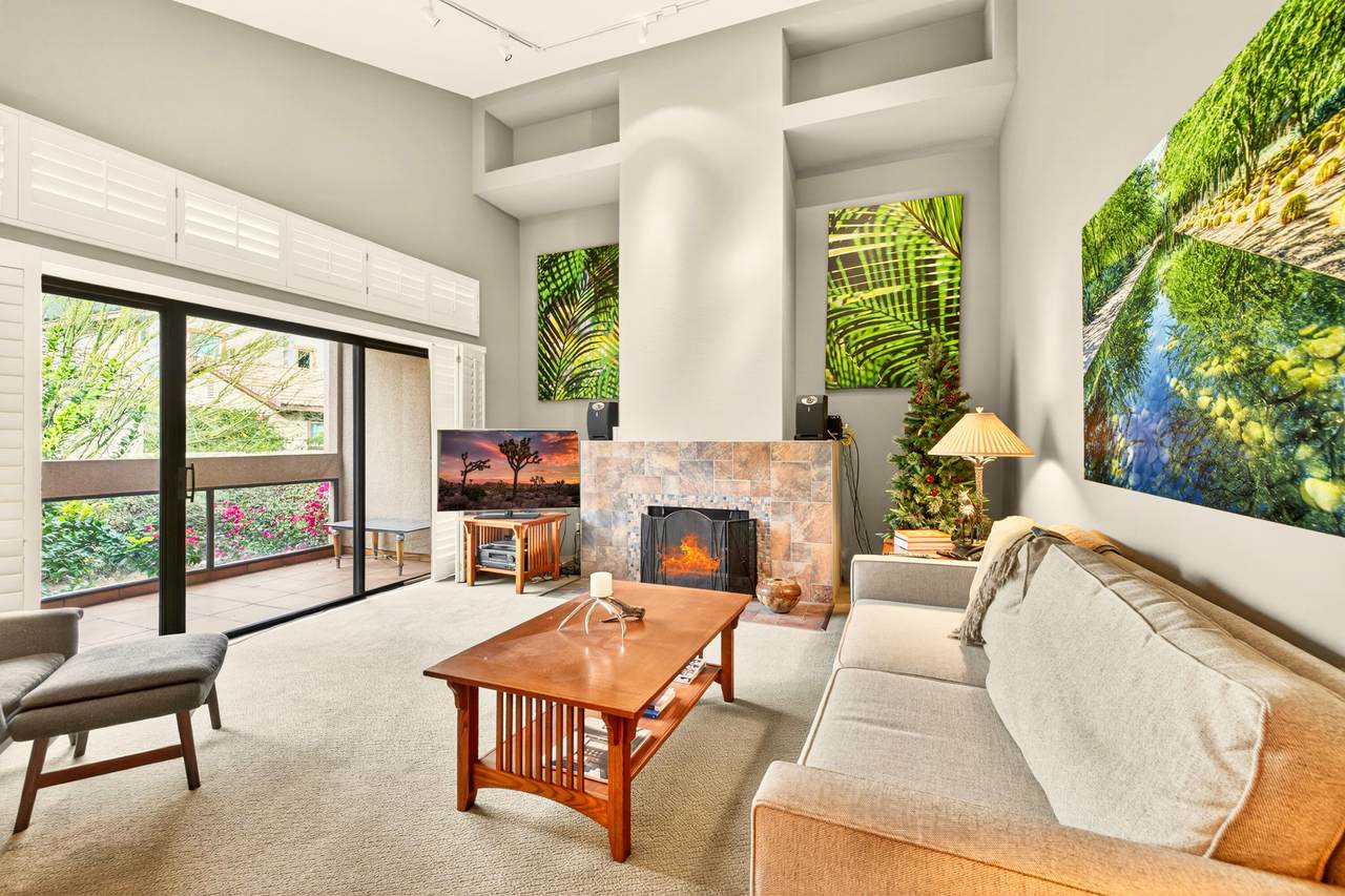 415 Village Square - Photo 1