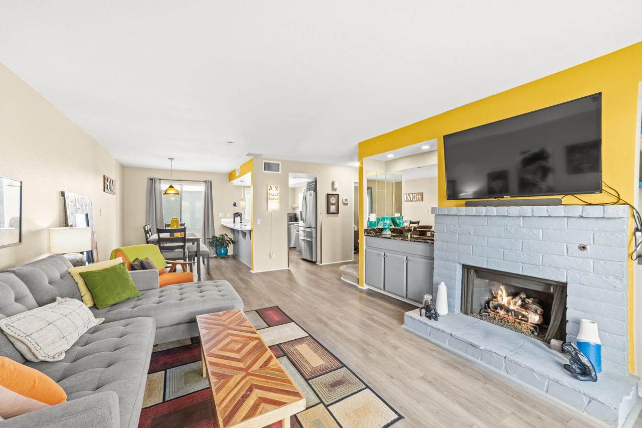 280 Avenida Caballeros - Photo 1