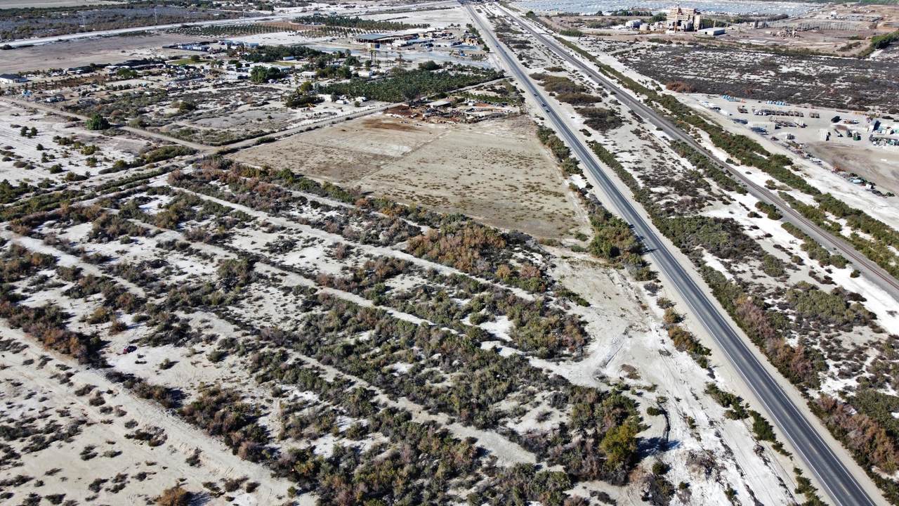 0 California 111 - Photo 1
