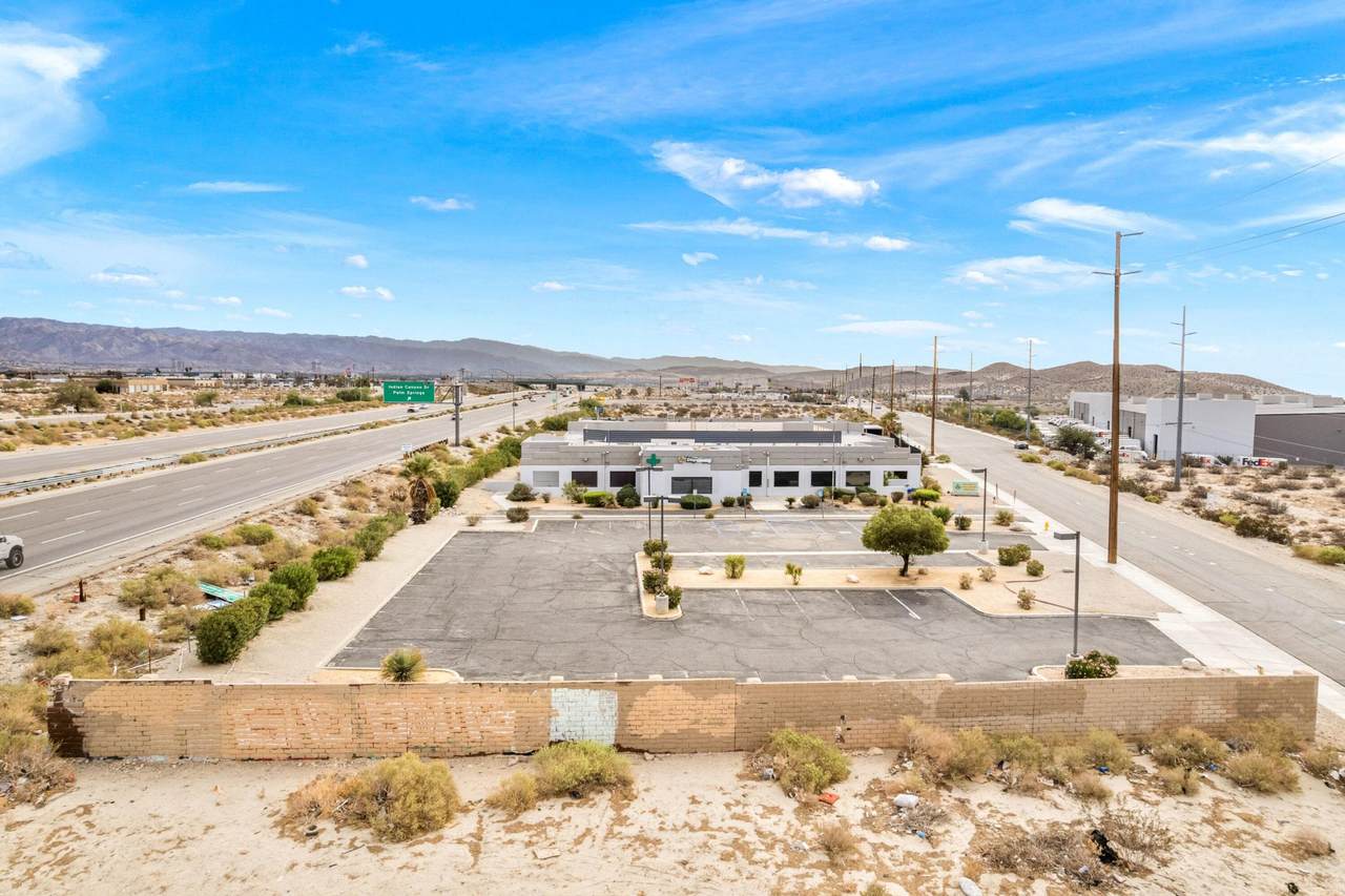 690 Garnet Avenue - Photo 1