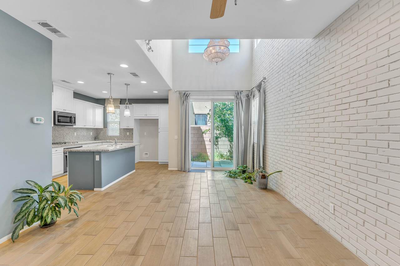 232 Paseo Gusto - Photo 1