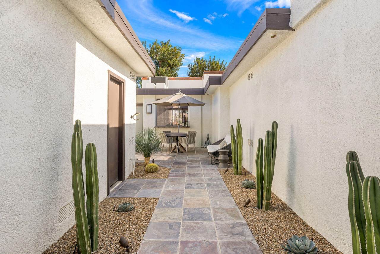 89 Calle Encinitas - Photo 1