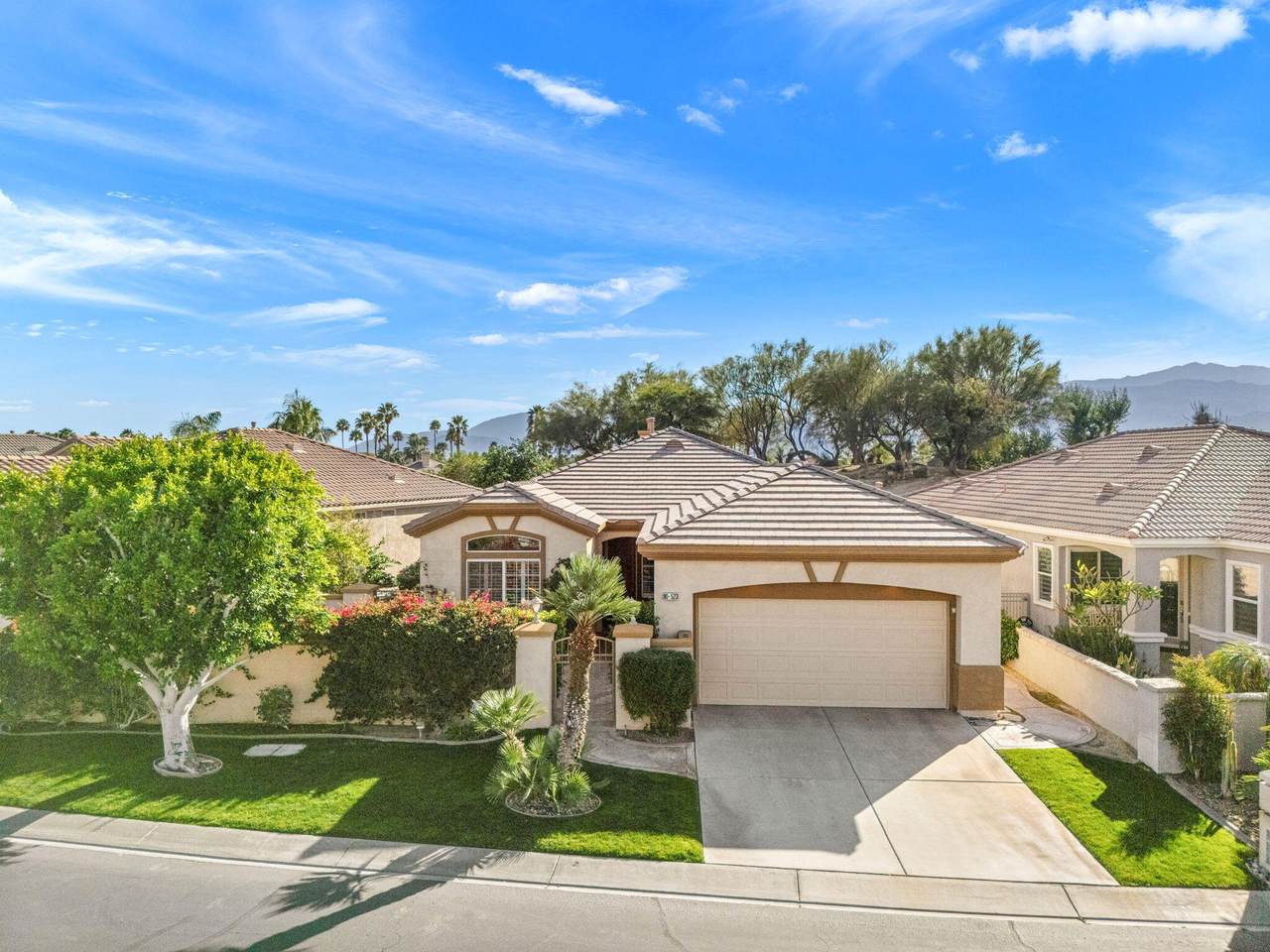 80523 Dunbar Drive - Photo 1