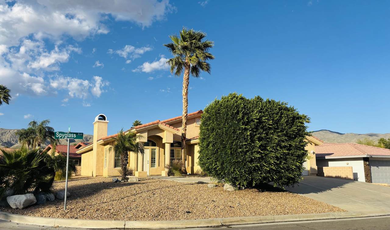 64586 Spyglass Avenue - Photo 1