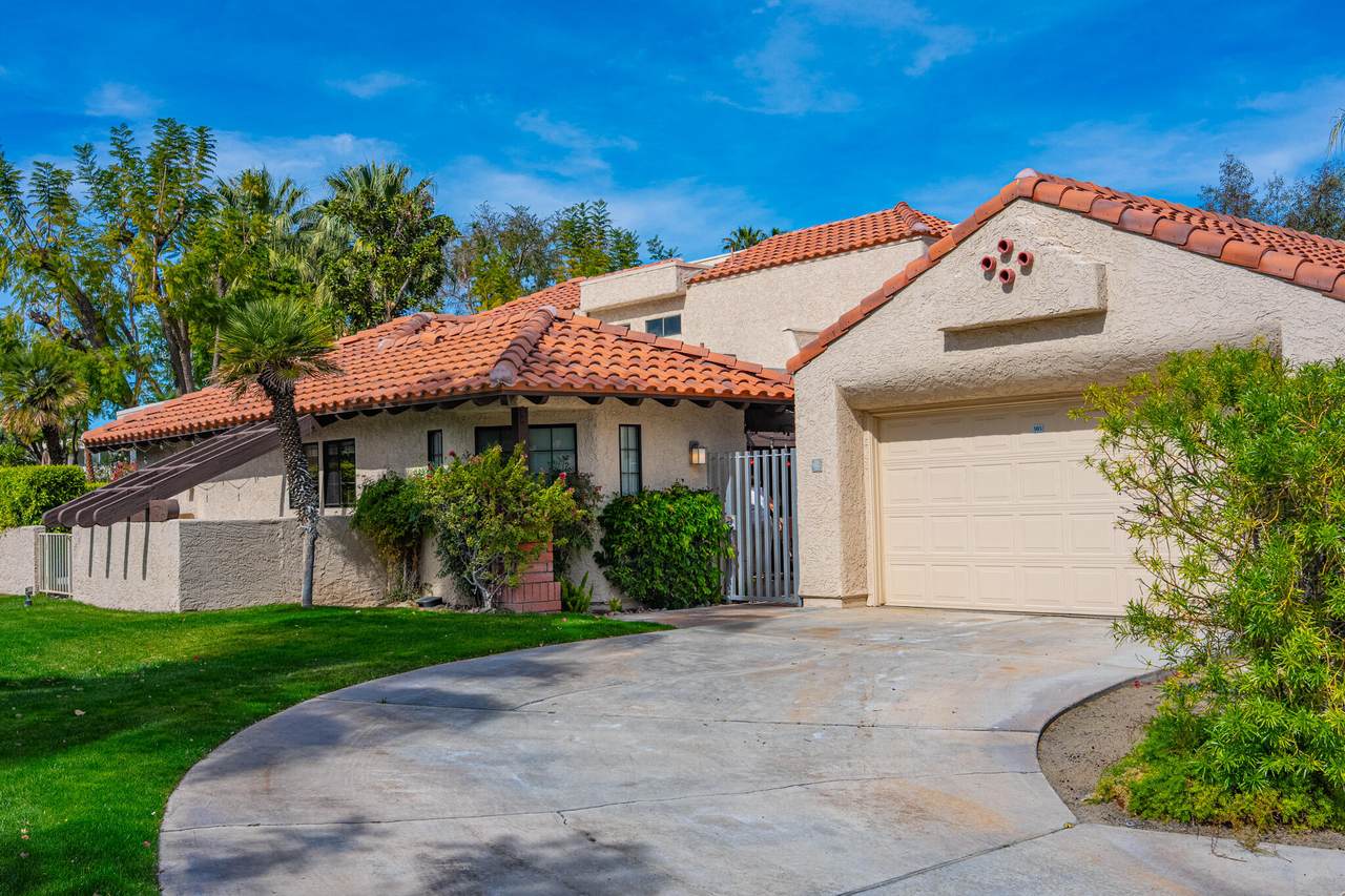 2345 Cherokee Way - Photo 1