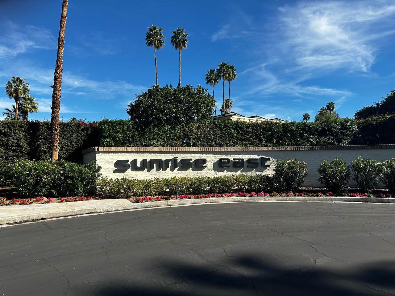 2466 Oakcrest Drive - Photo 1