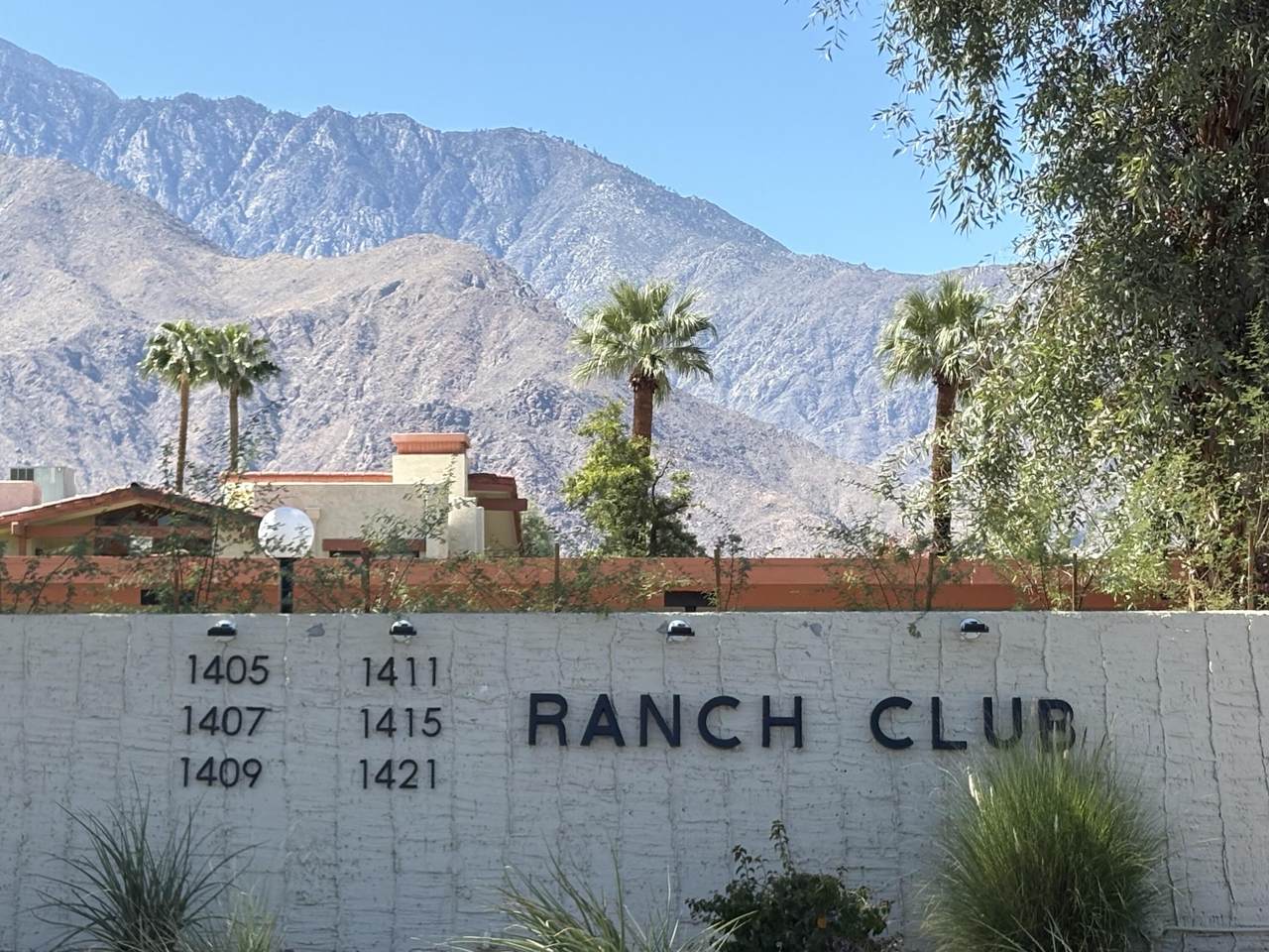 1411 Sunrise Way - Photo 1