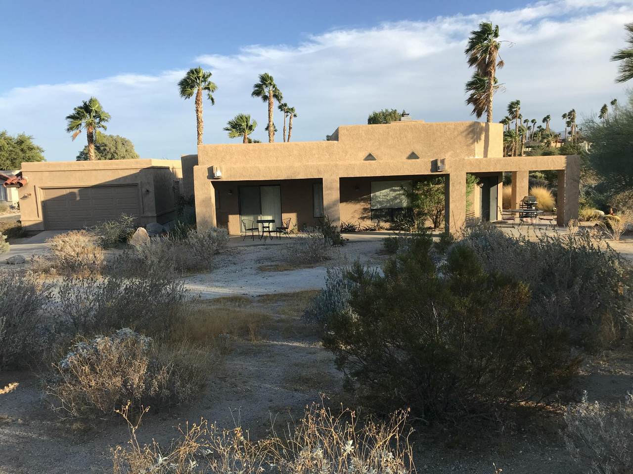 3036 Roadrunner Drive - Photo 1
