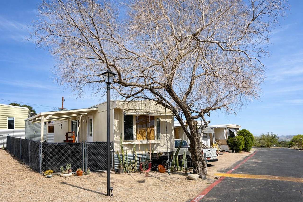 6117 Valley View Street - Photo 1