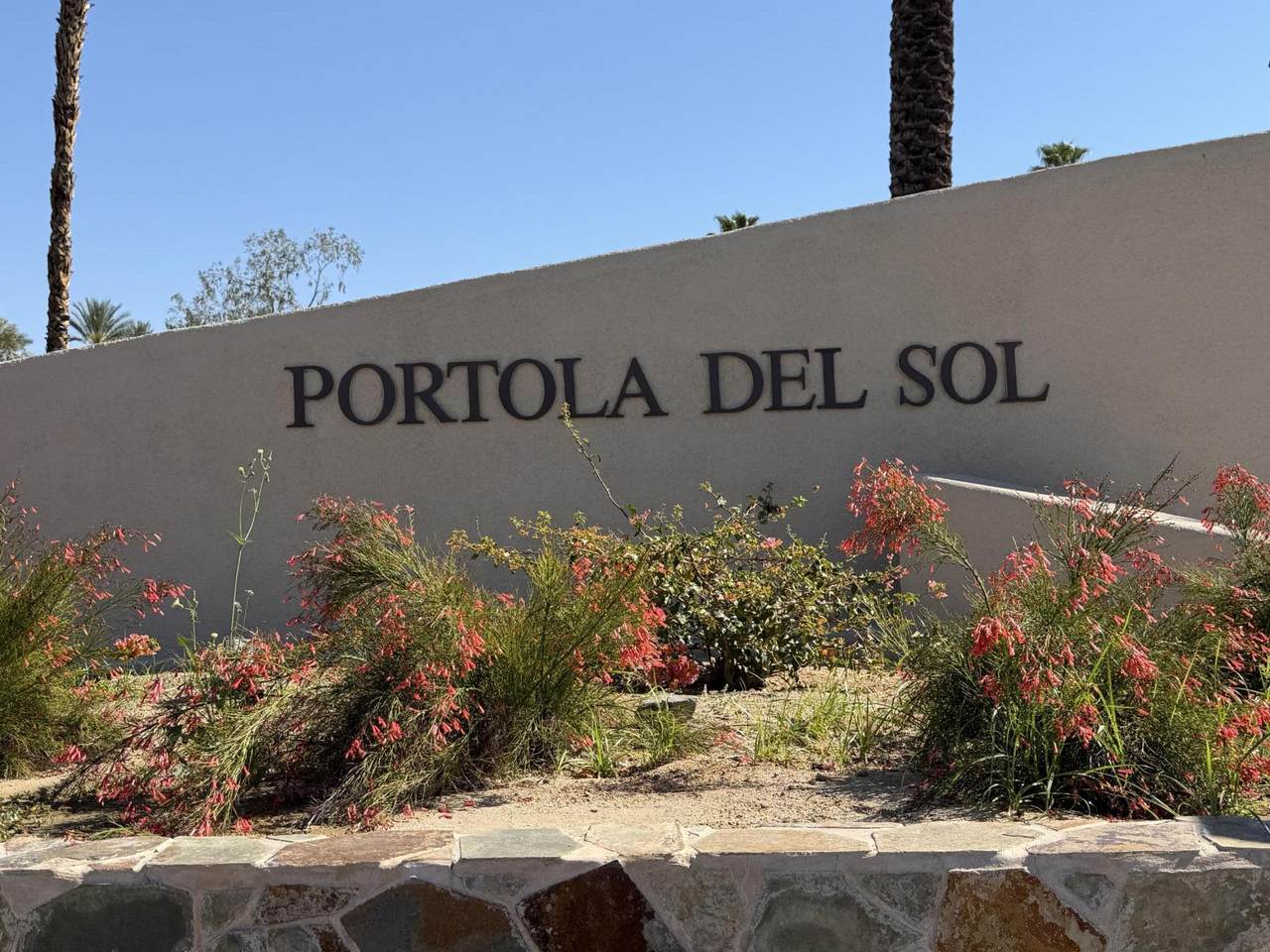 74229 Catalina Way - Photo 1