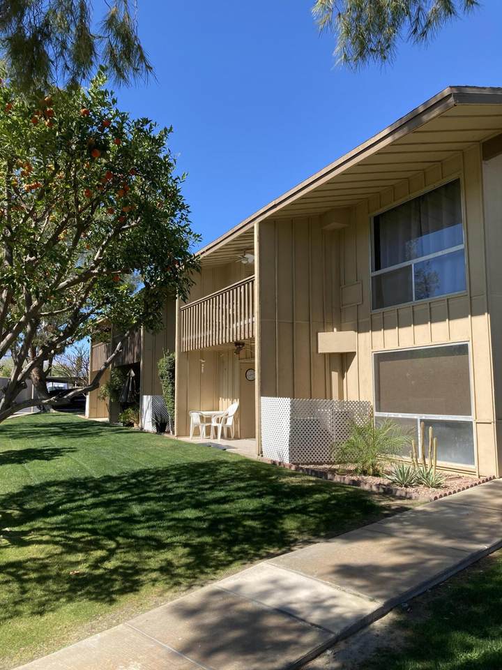 77805 California Drive - Photo 1