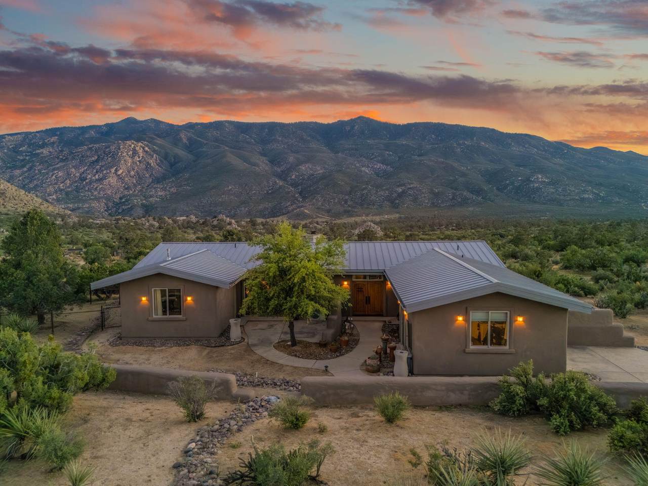 70053 Sonora Road - Photo 1