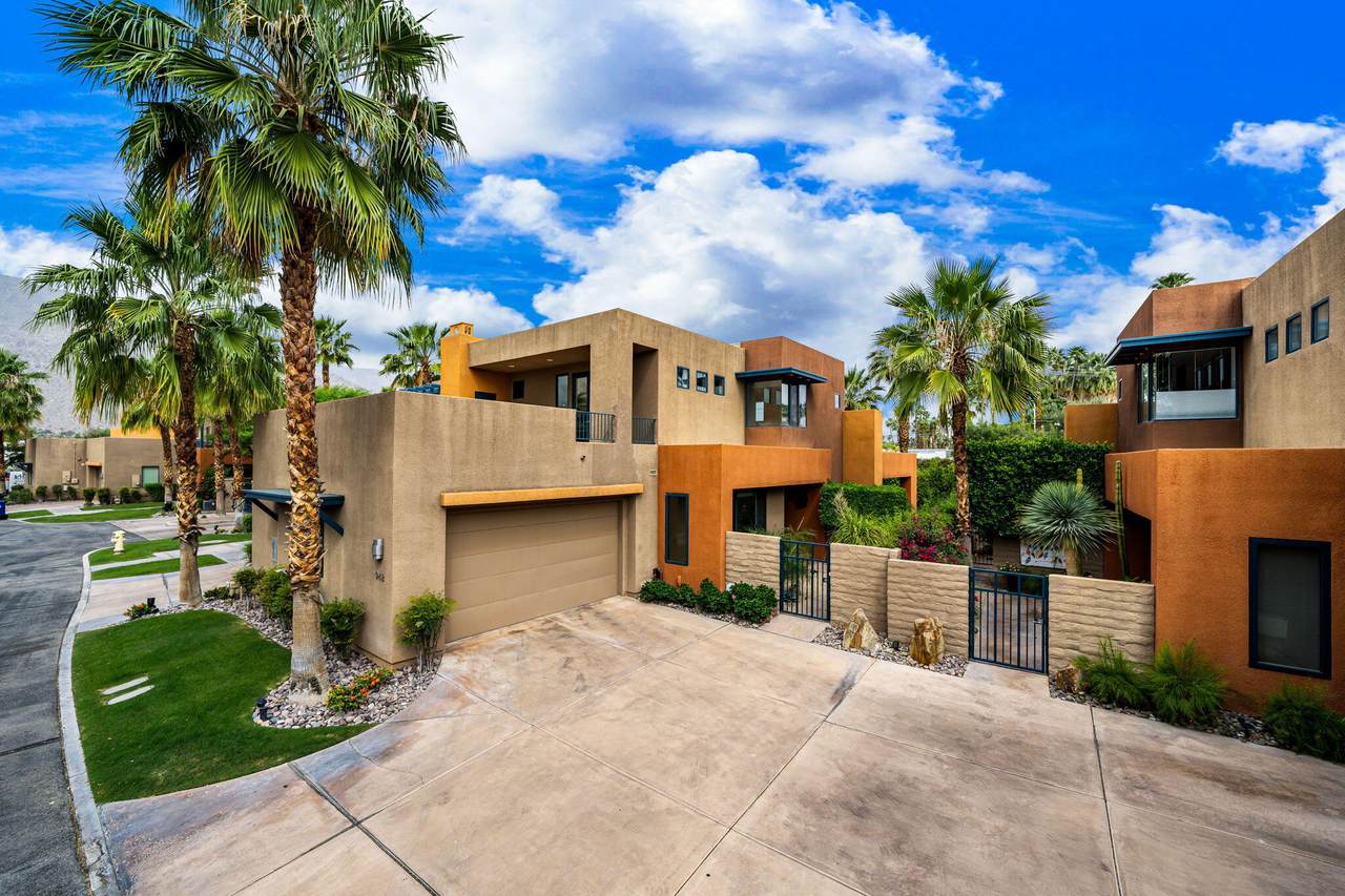 942 Alejo Vista - Photo 1