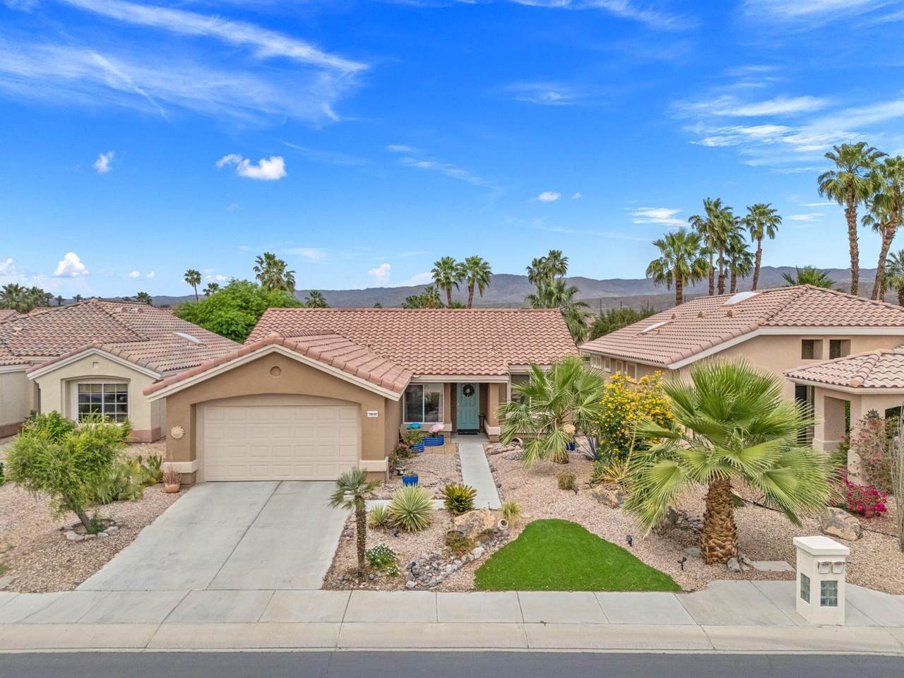 78940 Champagne Lane - Photo 1
