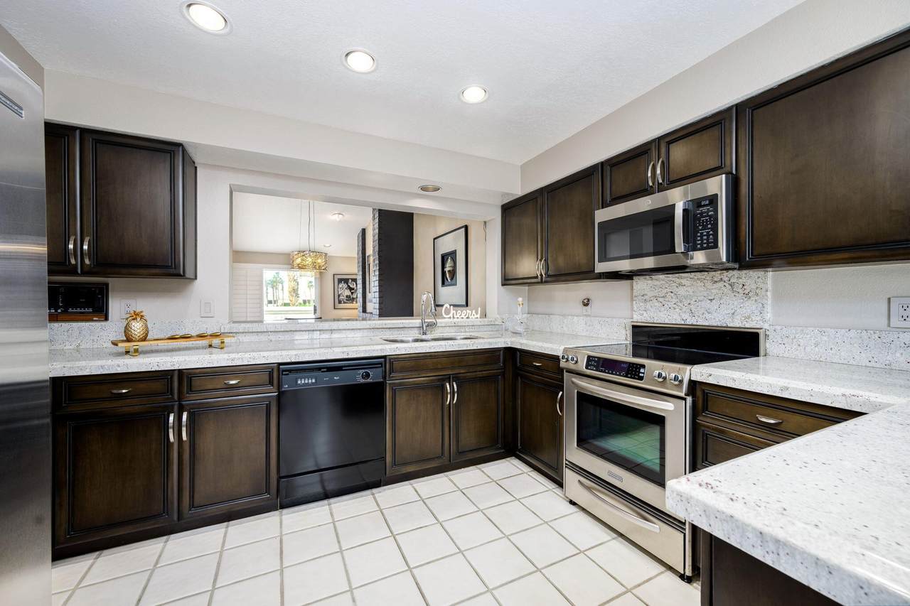 177 Desert Falls Circle - Photo 1
