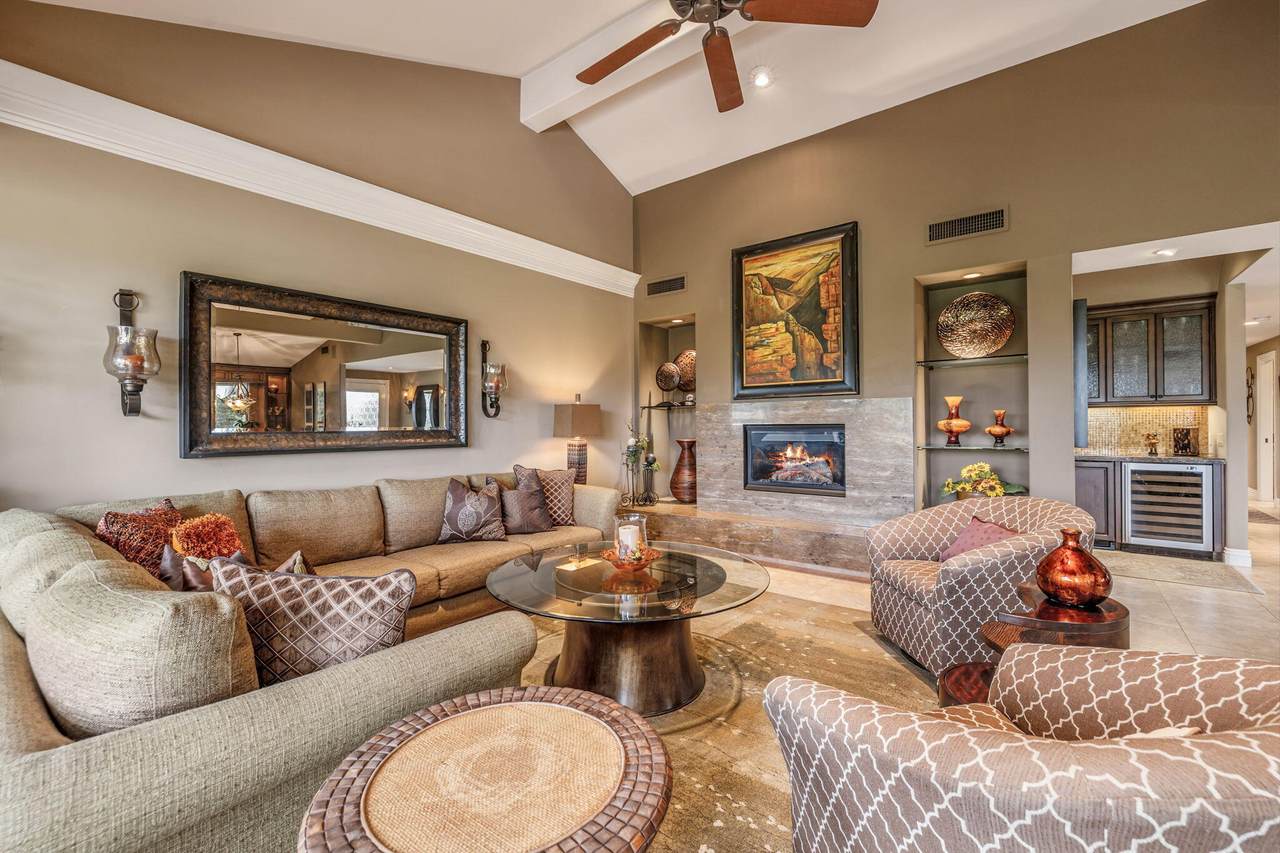 133 Juan Circle - Photo 1