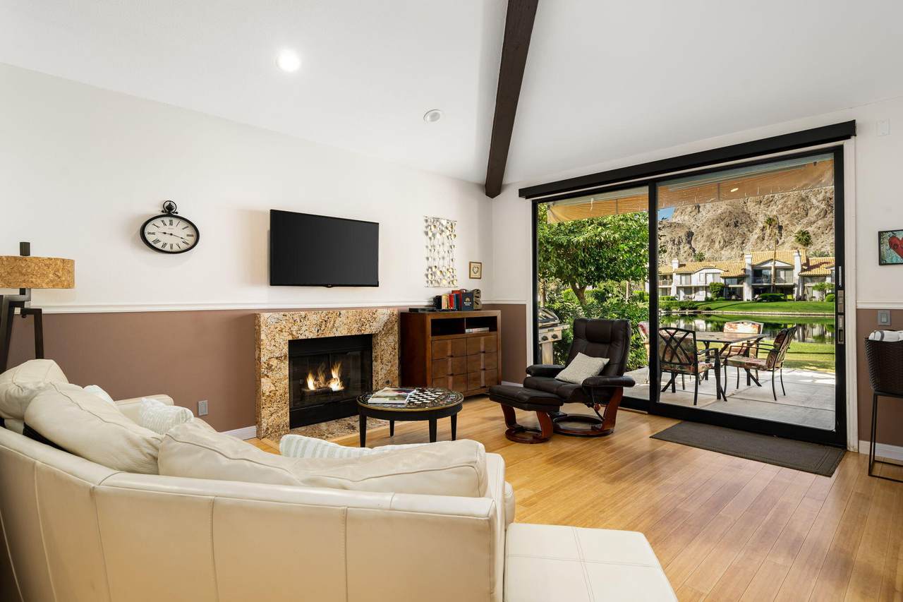 55393 Tanglewood - Photo 1