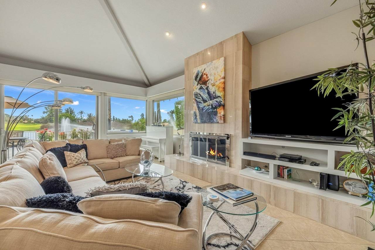 230 Kavenish Drive - Photo 1