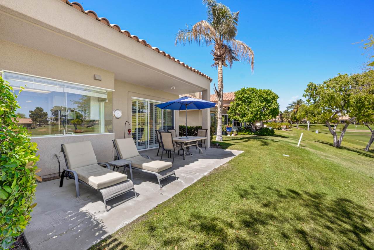 37 Colonial Drive - Photo 1