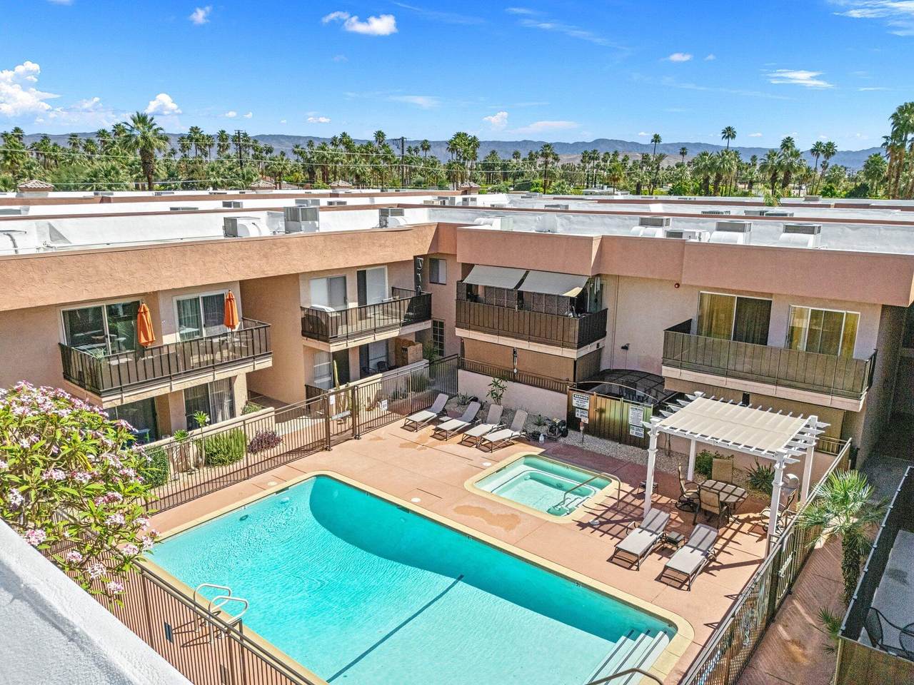 400 Sunrise Way - Photo 1