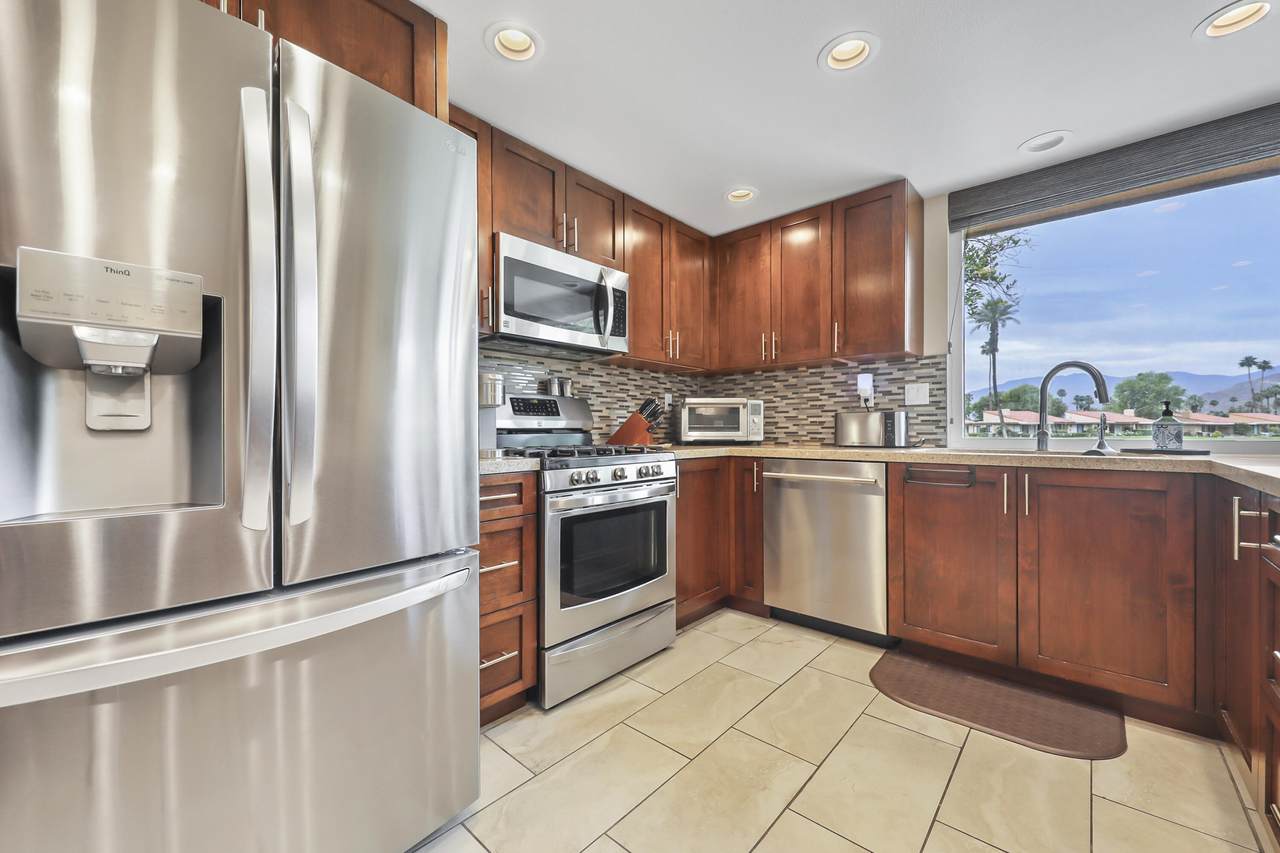 33 Haig Drive - Photo 1