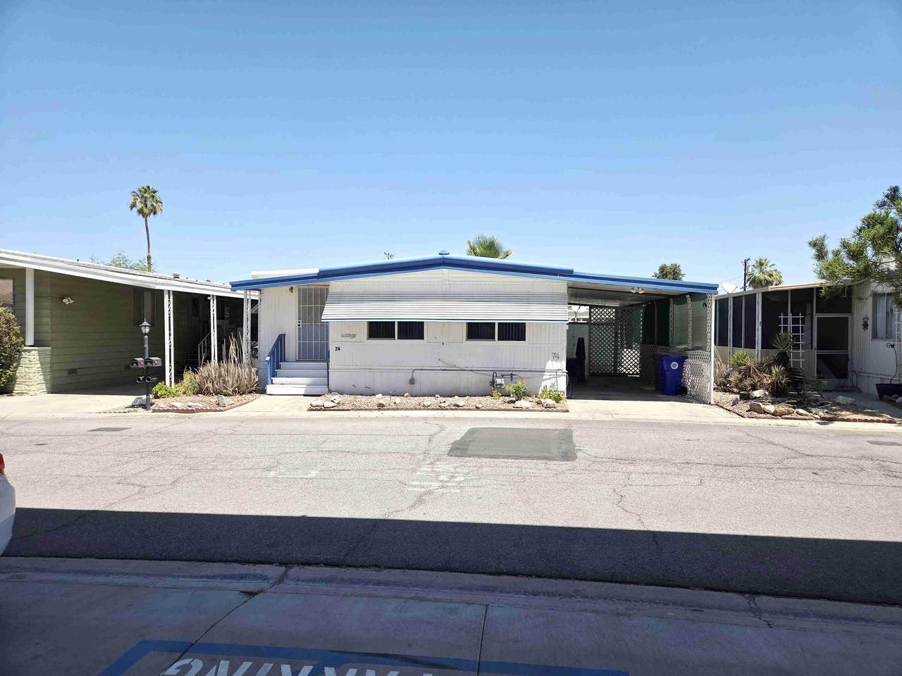 74 Oasis Drive - Photo 1