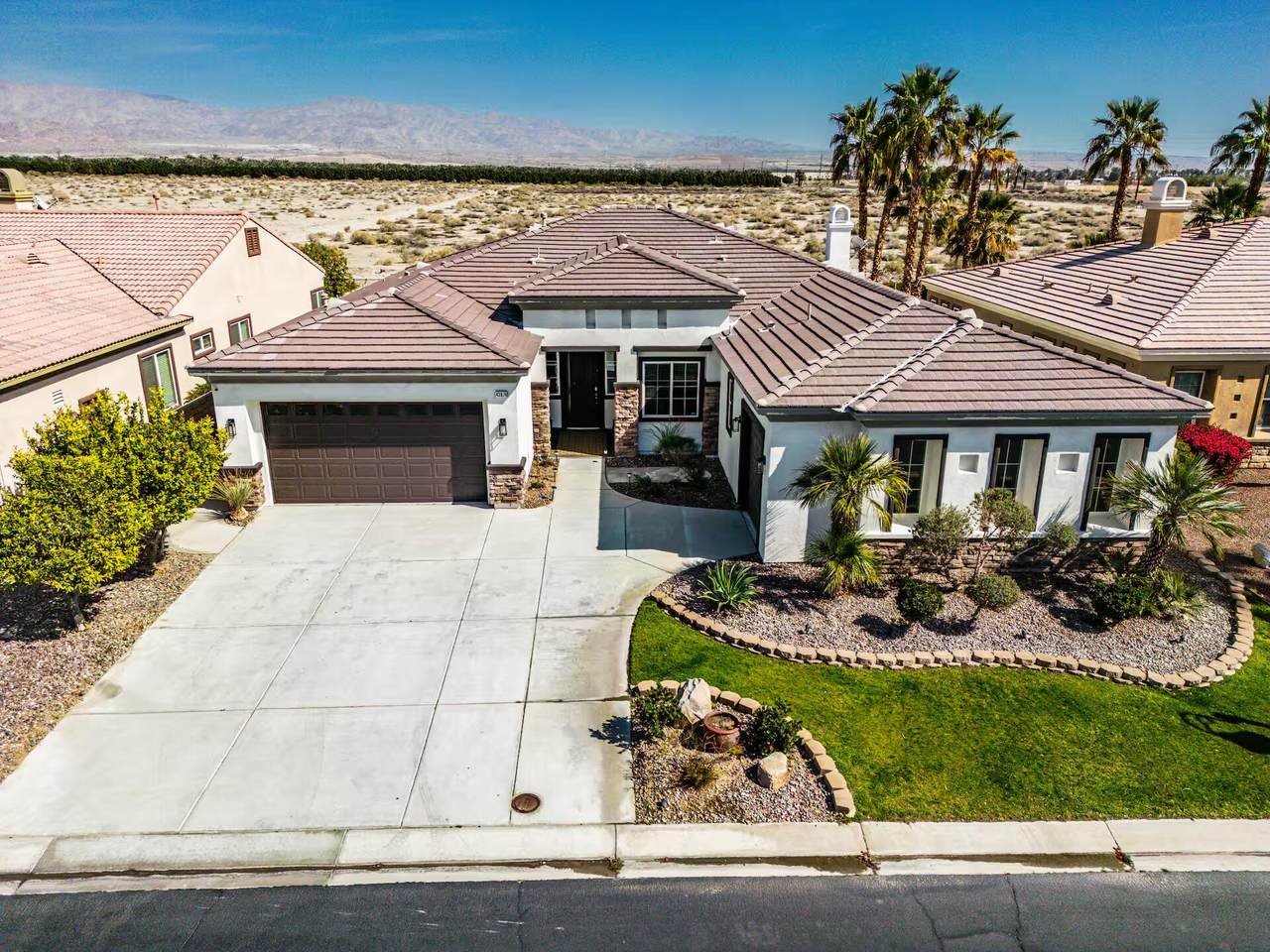 43876 Salpare Way - Photo 1