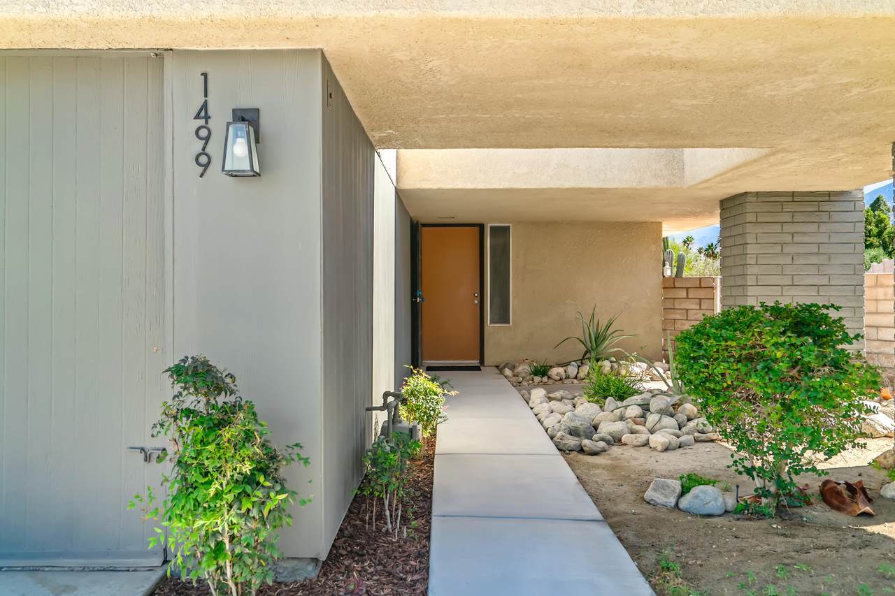 1499 Sunflower Circle - Photo 1