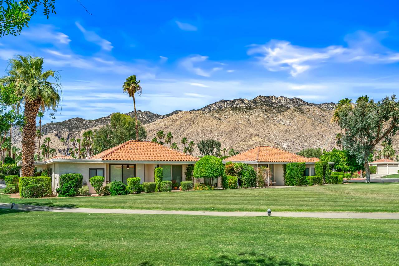 657 Palomar Circle - Photo 1