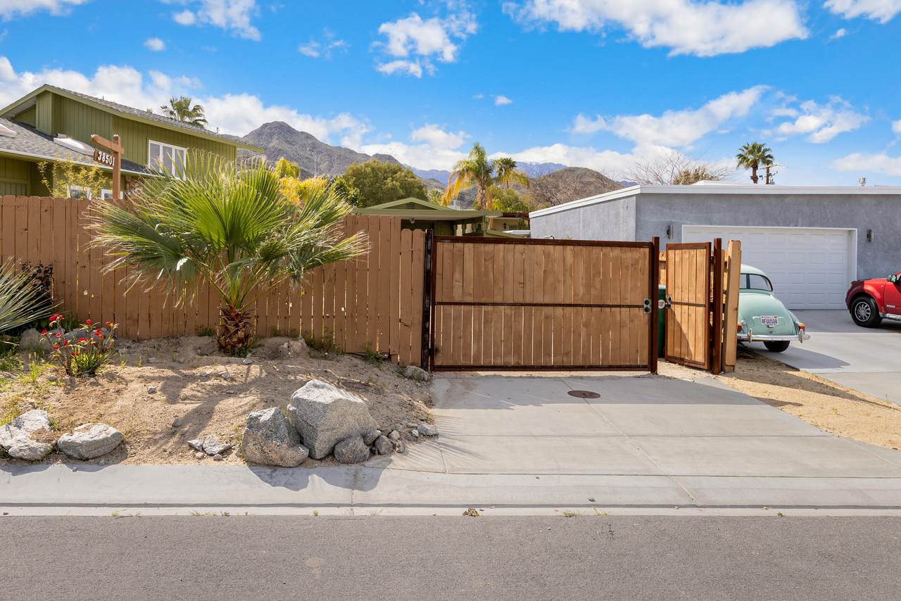 38501 Bel Air Drive - Photo 1