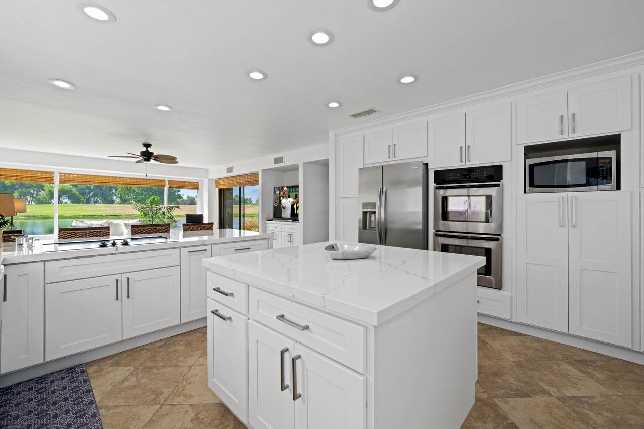 35018 Mission Hills Drive - Photo 1