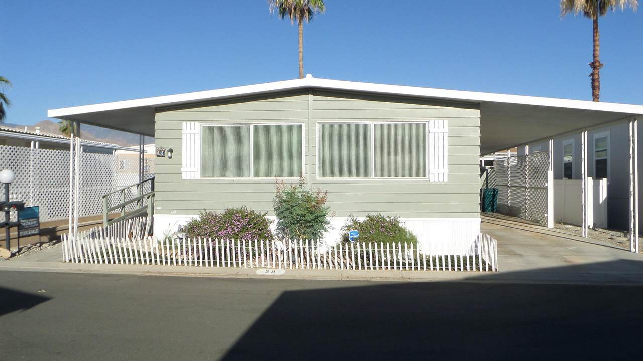 29 Mecca Drive - Photo 1