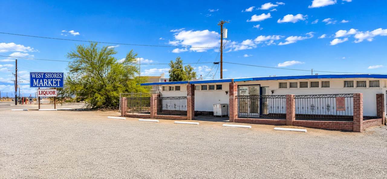 2096 Center Street - Photo 1