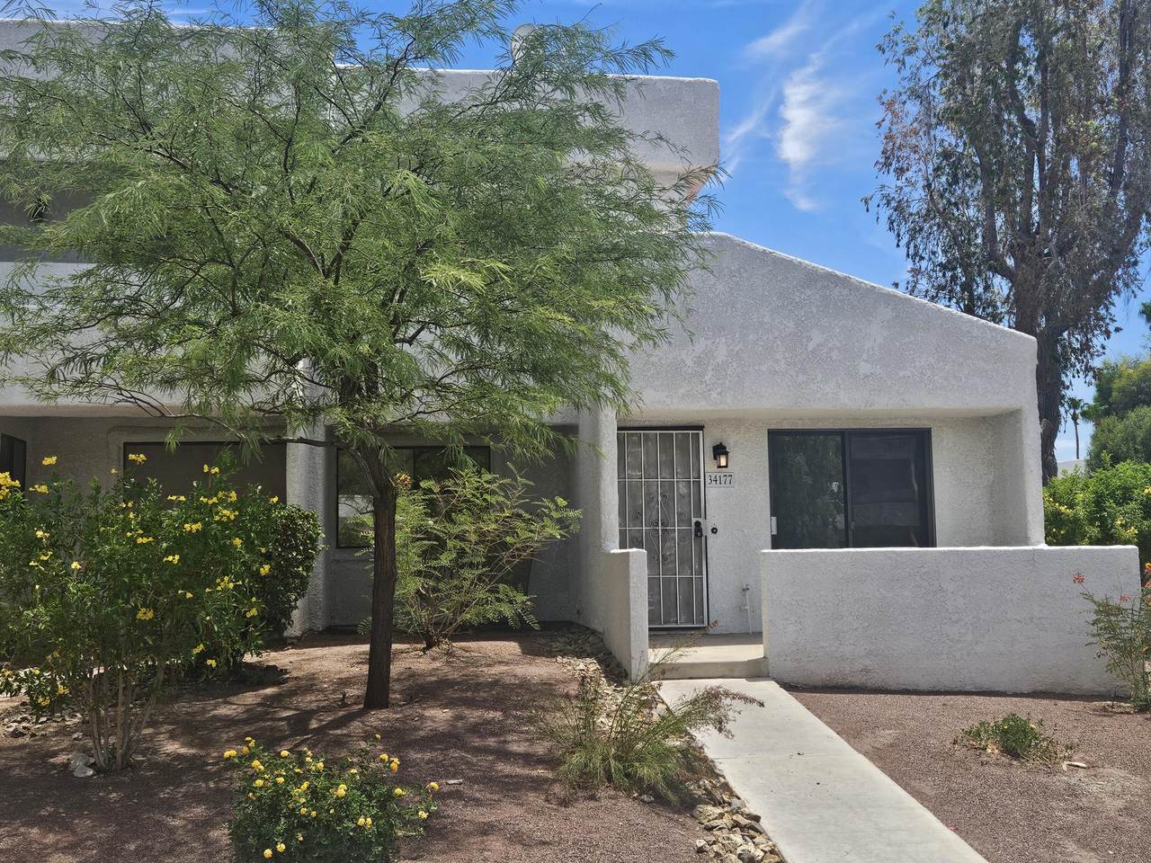 34177 Emily Way - Photo 1