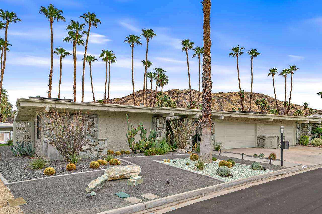 2162 La Paz Way - Photo 1