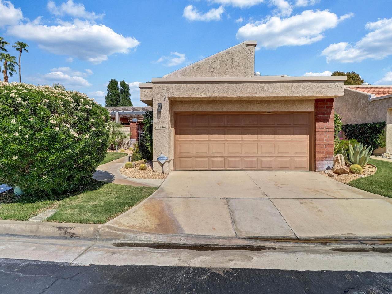 35886 Paseo Circulo - Photo 1