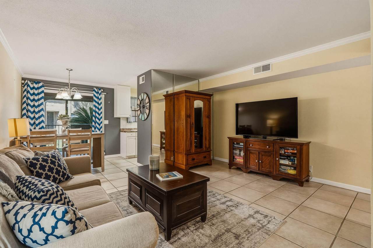 5300 Waverly Drive - Photo 1