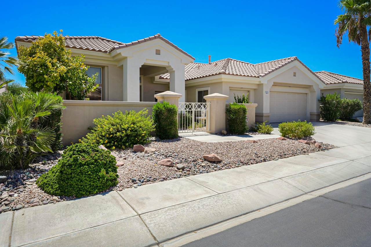 78075 Hunter Point Road - Photo 1
