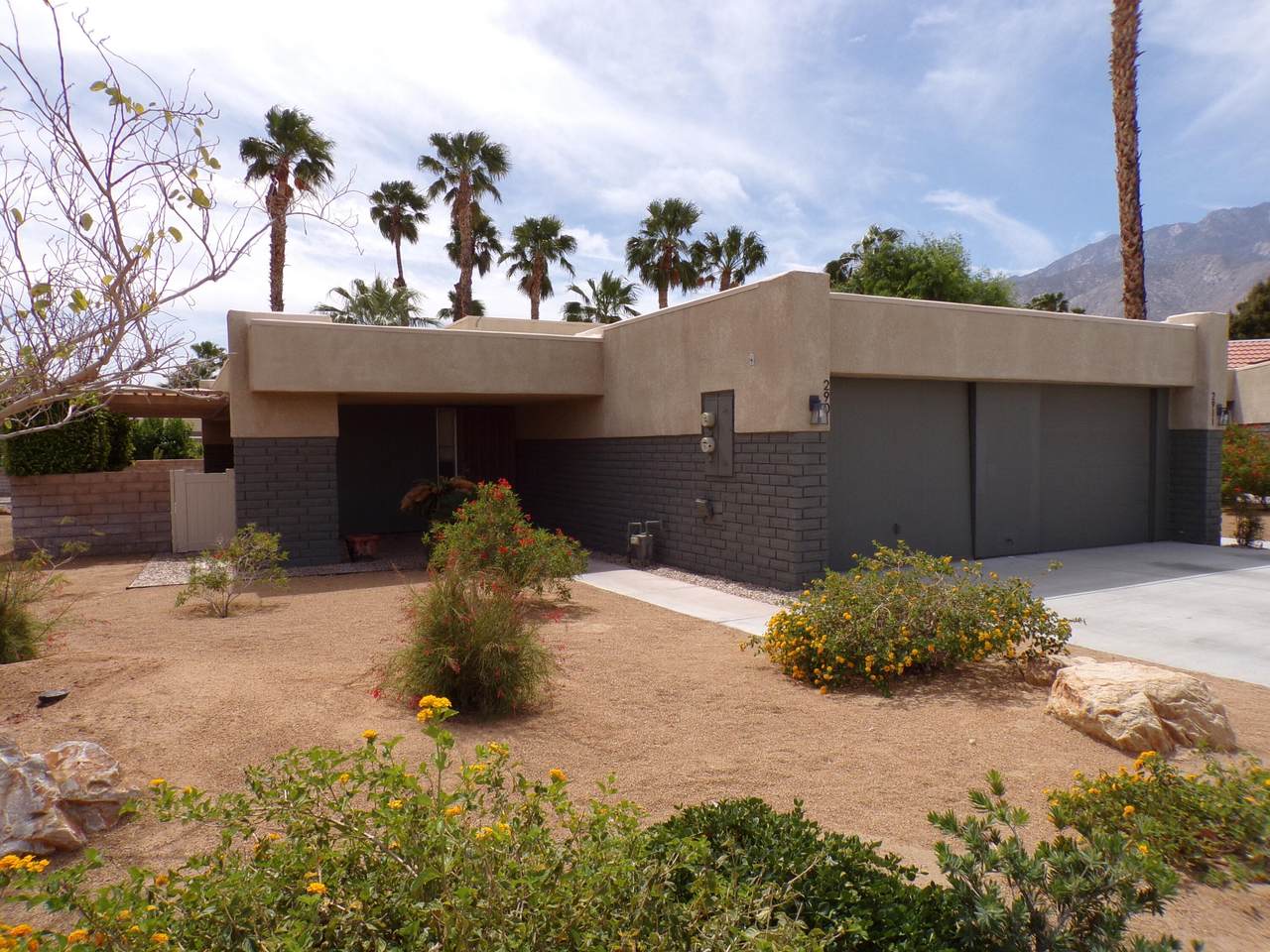 2901 Sunflower Circle - Photo 1