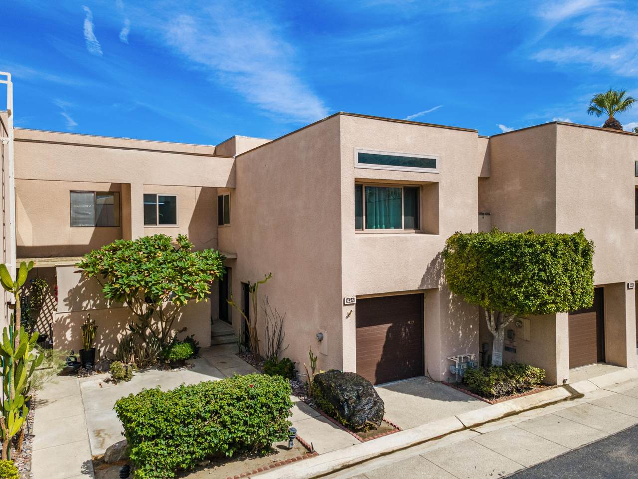 434 Village Square - Photo 1