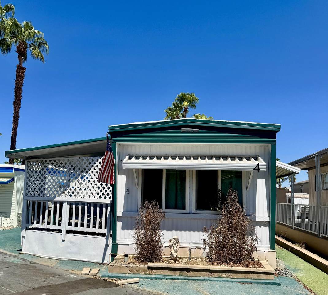 4 Arthur Drive - Photo 1