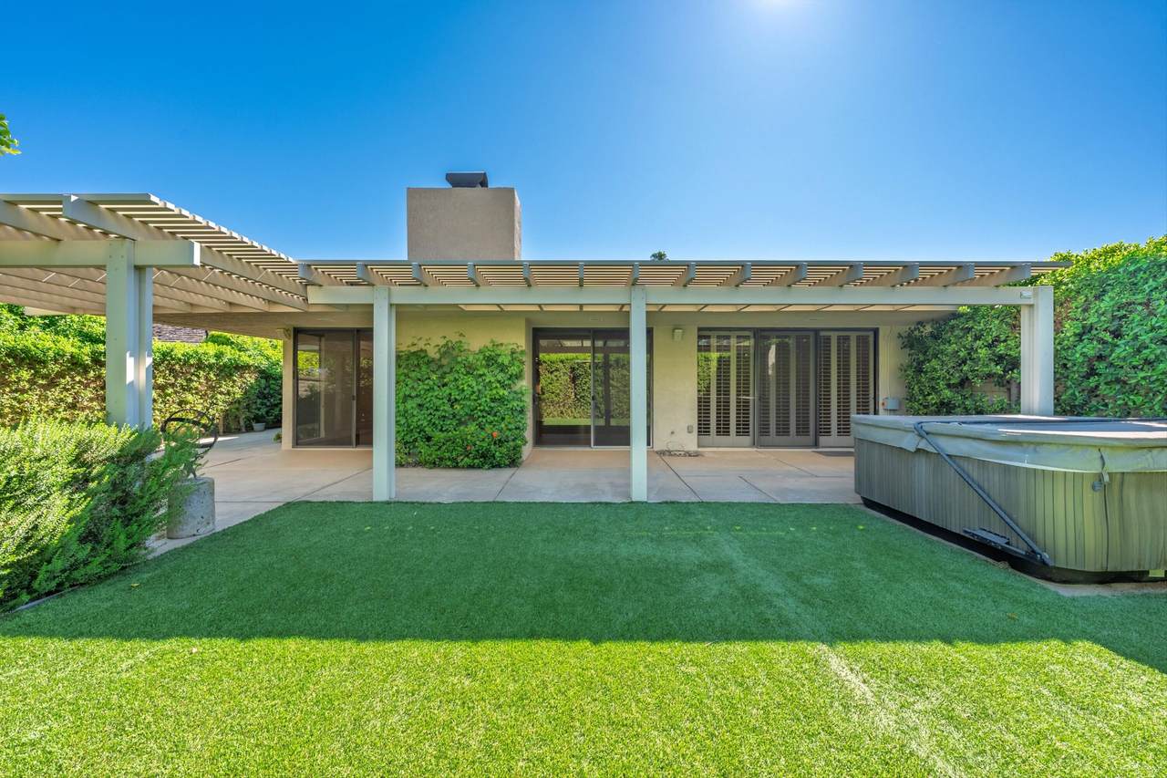 26 Princeton Drive - Photo 1