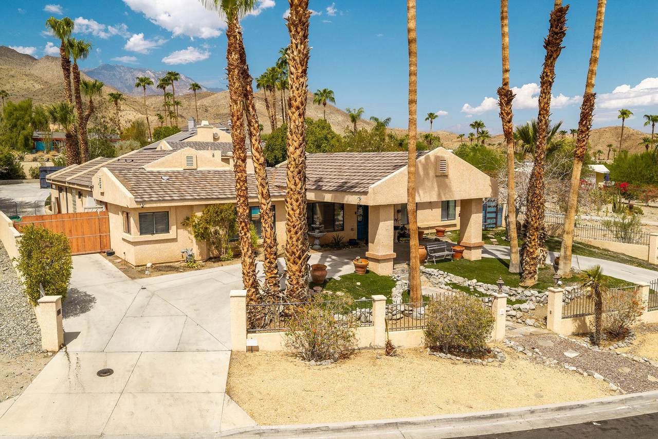 38895 Paradise Way - Photo 1