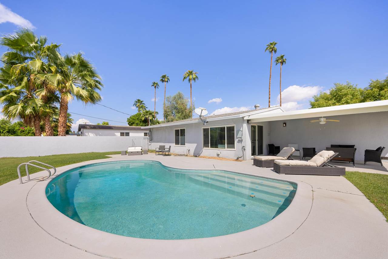 74081 Erin Street - Photo 1