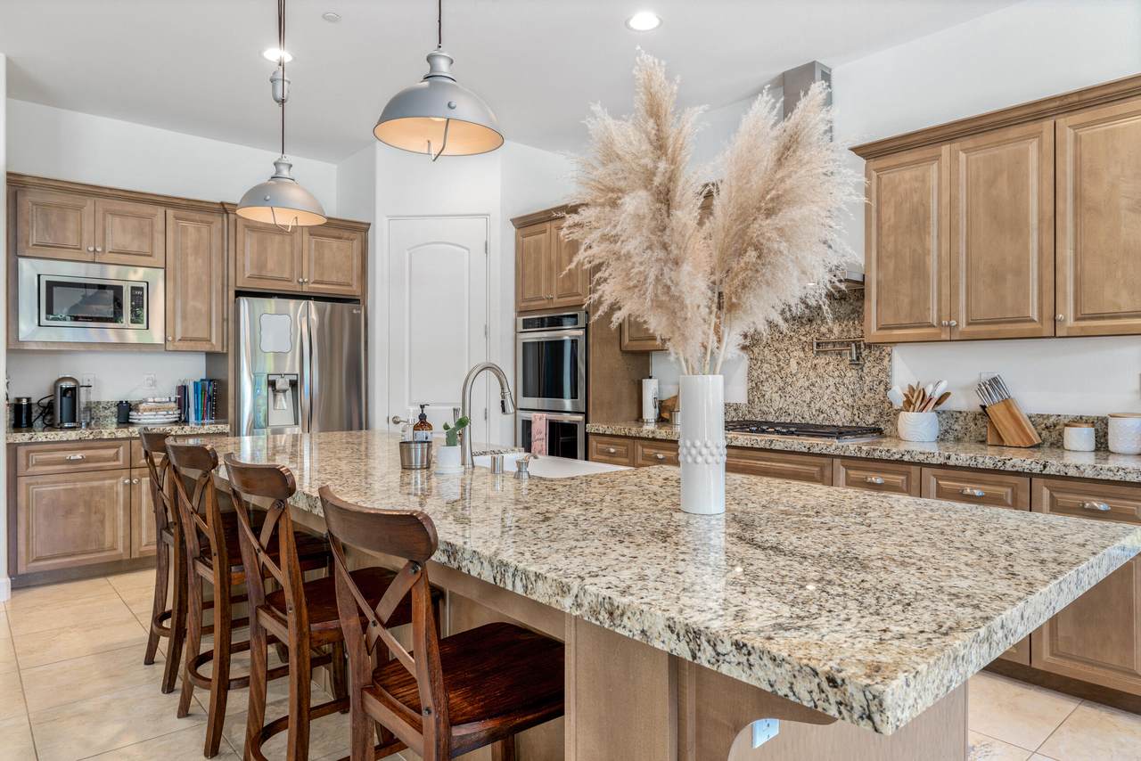 74114 Cosmopolitan Lane - Photo 1